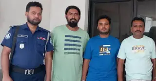 আইভীকে বহনকারী পুলিশের গাড়িতে হামলা; আসামি আড়াই শতাধিক, গ্রেপ্তার ৩